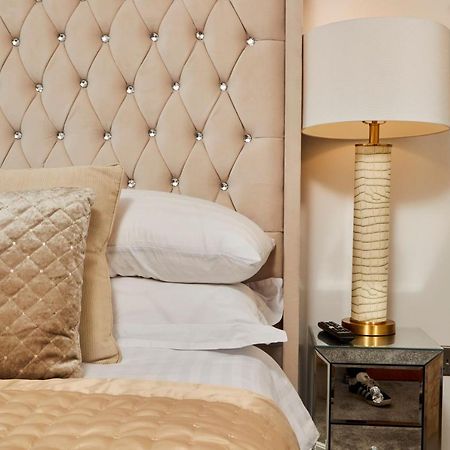 Primedoorstep Deluxe City Apt, River Canal View& Free Parking! Leeds  Exteriér fotografie